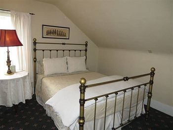 Stone Chalet B&B Inn And Event Center Ann Arbor Eksteriør bilde